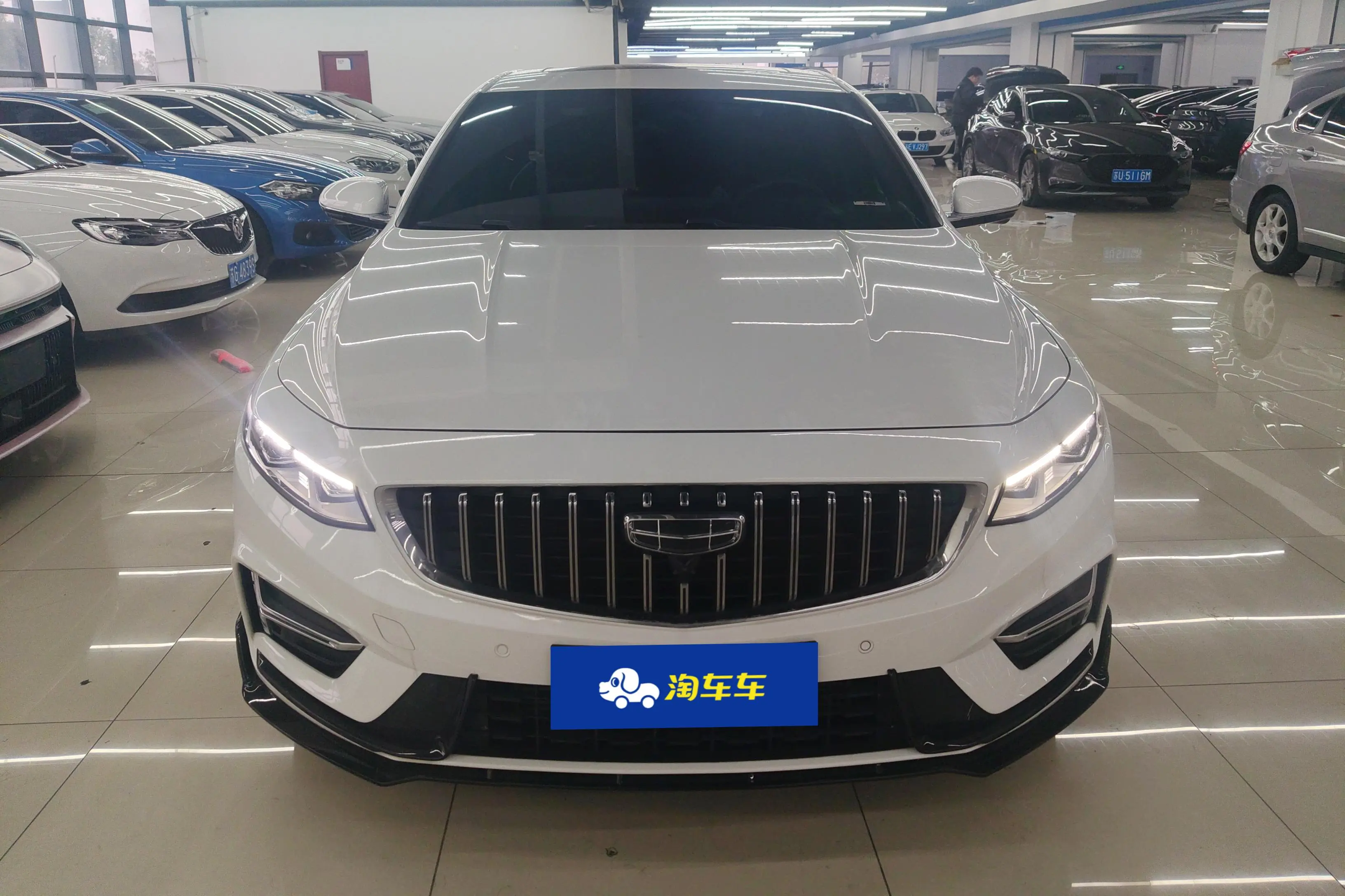 Geely Xing Rui  из Китая