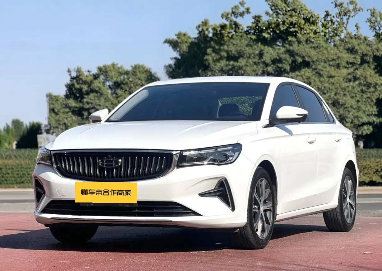 Geely Emgrand  из Китая