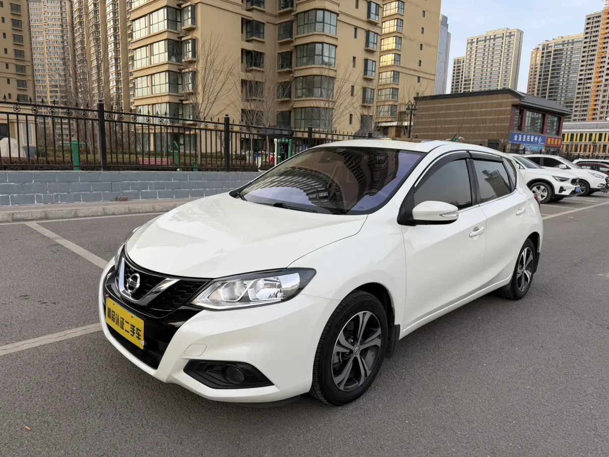 Nissan Tiida  из Китая