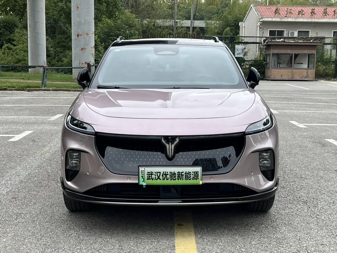 Voyah Courage  из Китая