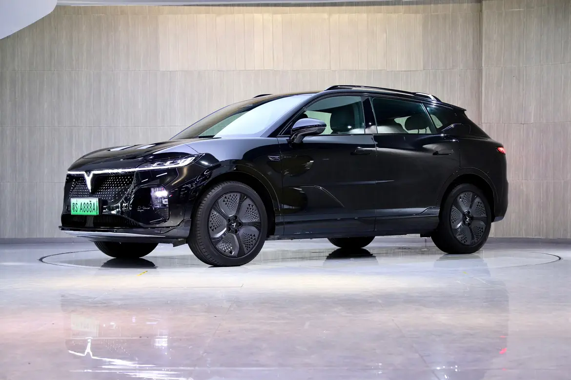 Voyah Courage  из Китая