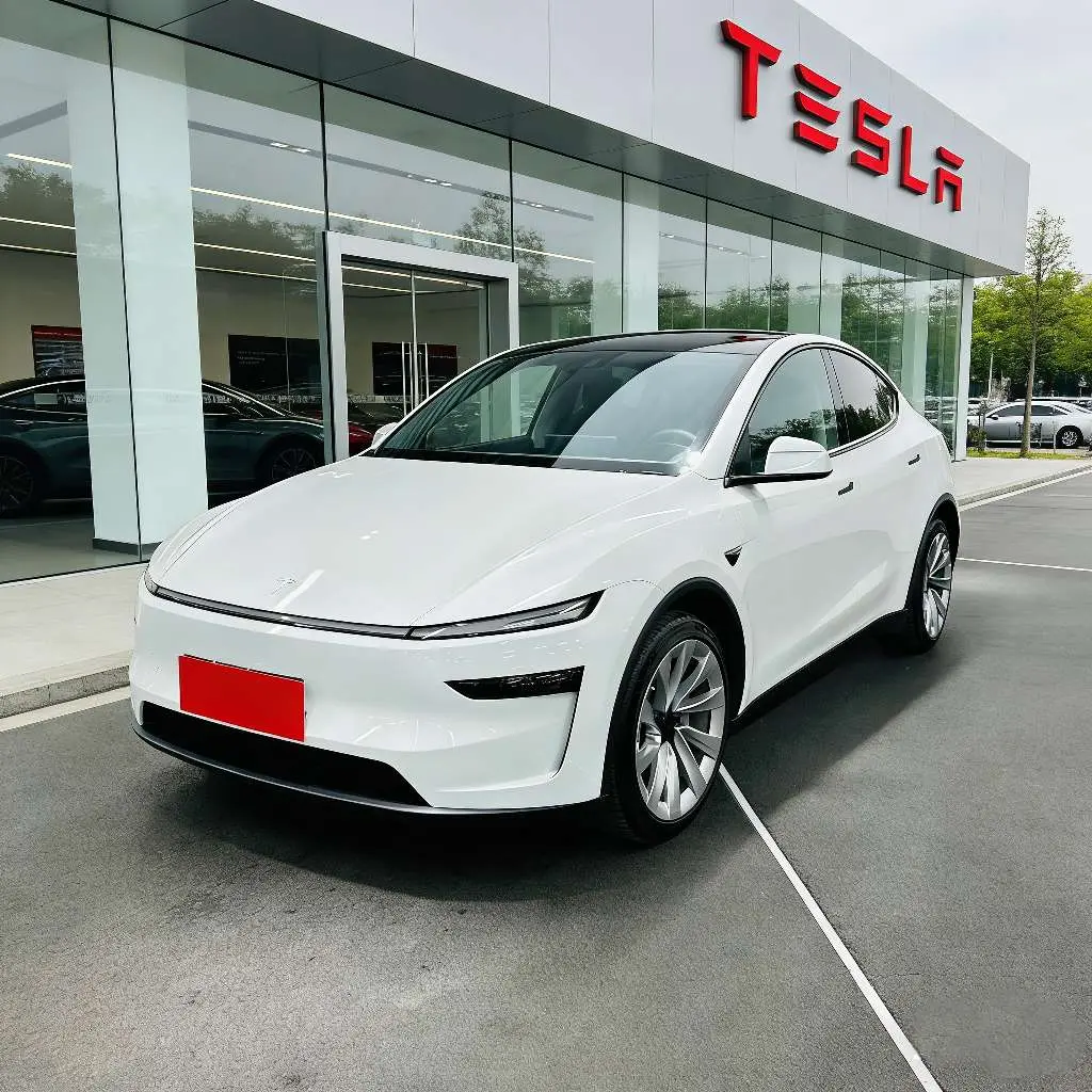 Tesla Model Y  из Китая