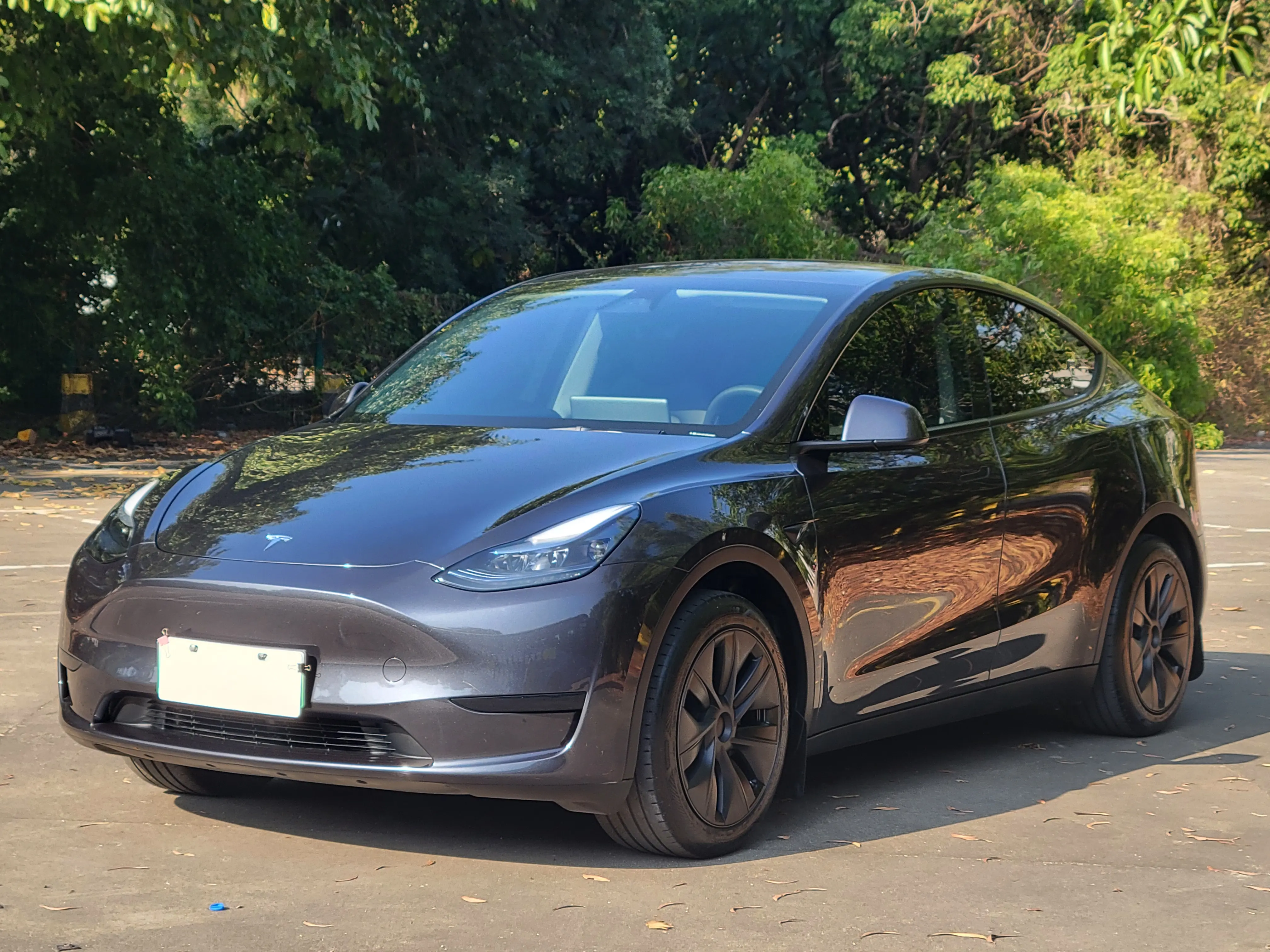 Tesla Model Y  из Китая
