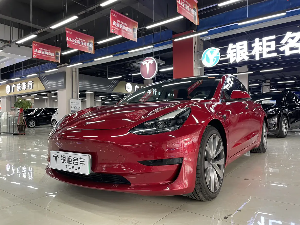 Tesla Model 3  из Китая