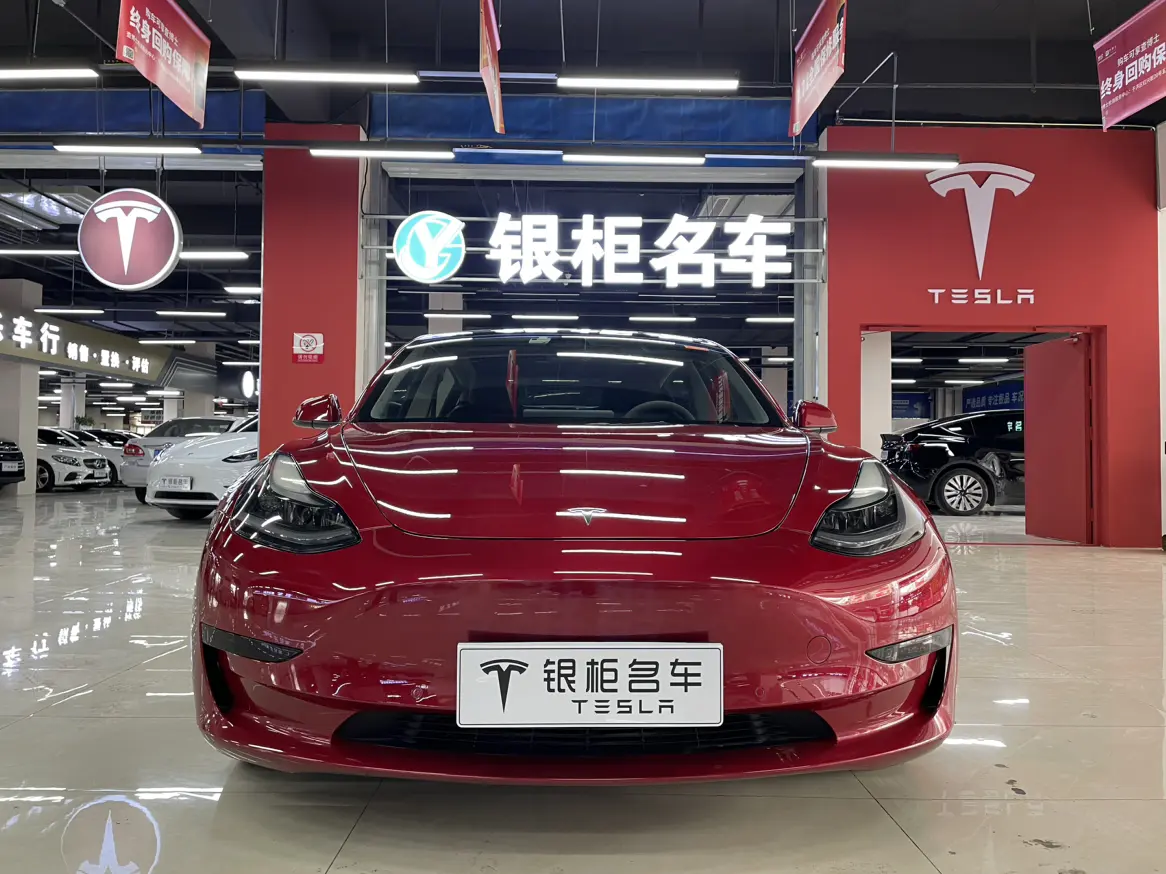 Tesla Model 3  из Китая