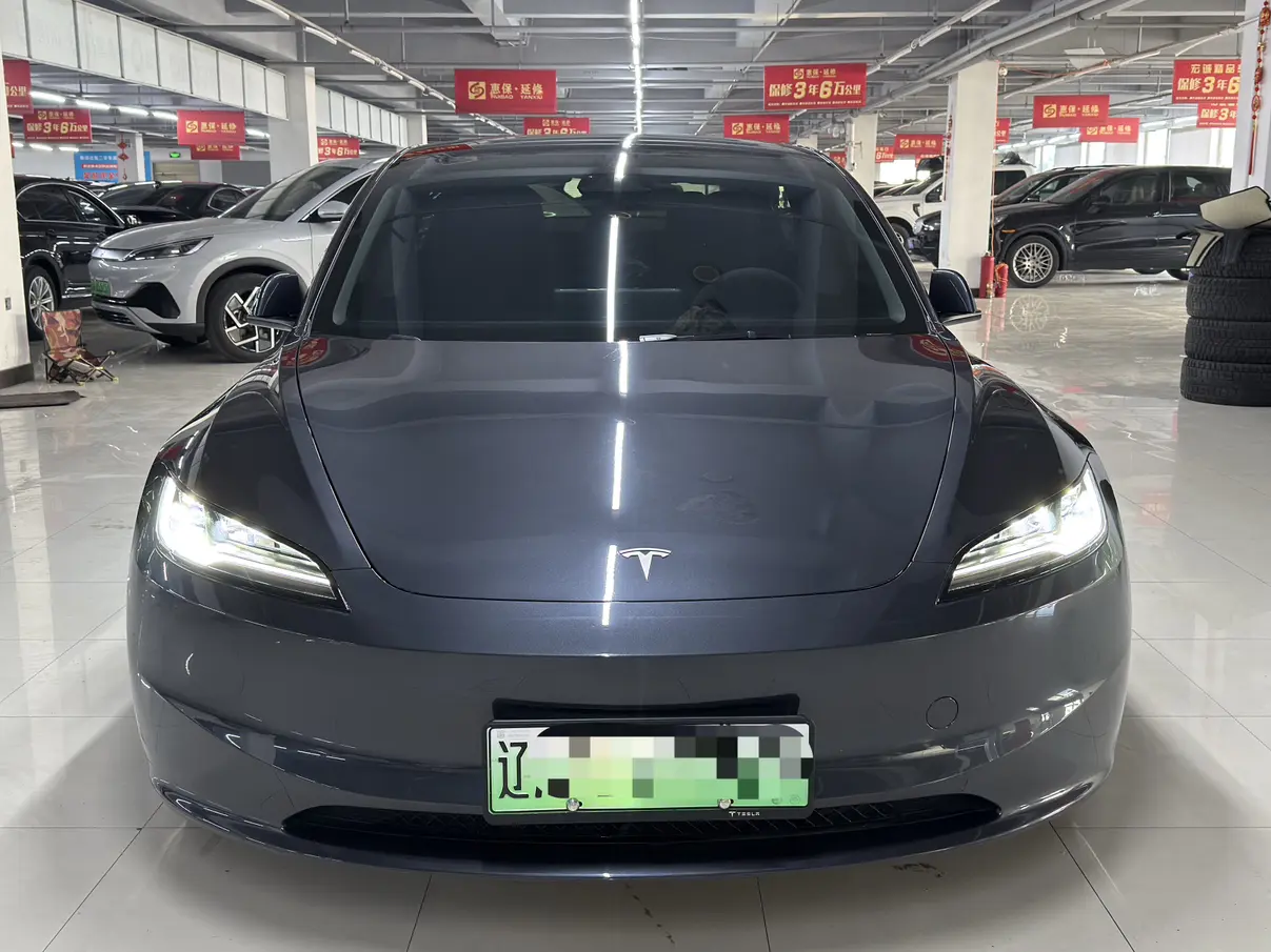 Tesla Model 3  из Китая