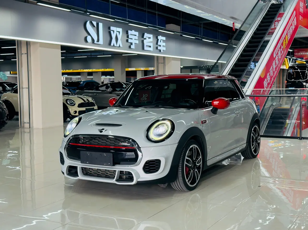 MINI JCW