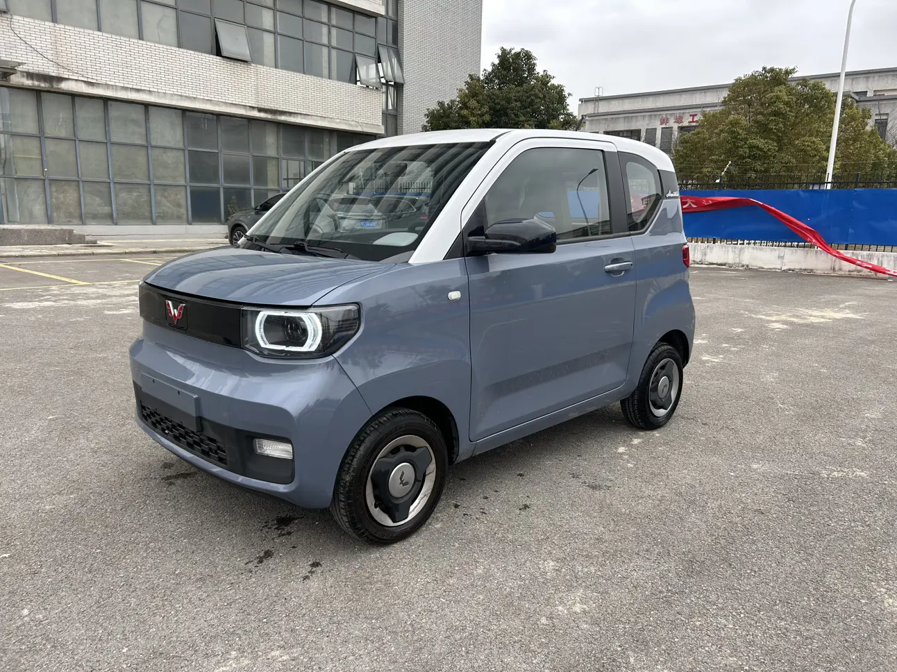 Wuling Hongguang MINIEV  из Китая