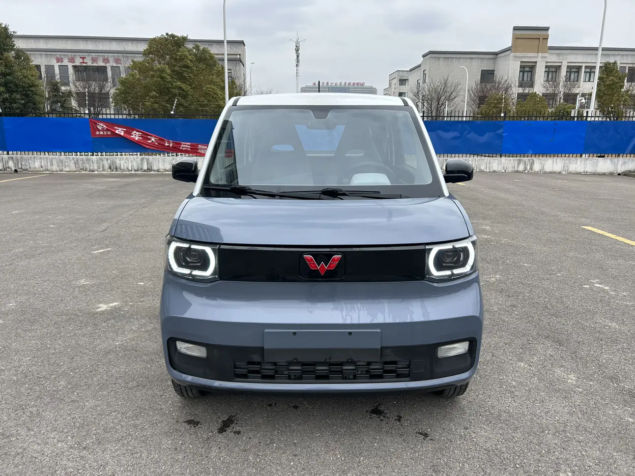 Wuling Hongguang MINIEV  из Китая