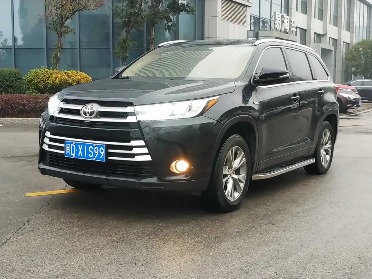 Toyota Highlander  из Китая