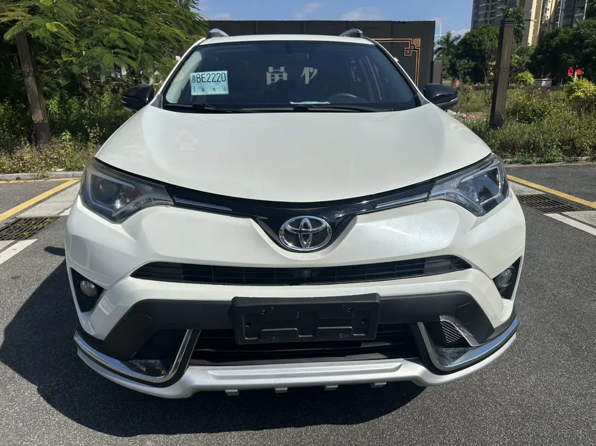 Toyota RAV4  из Китая