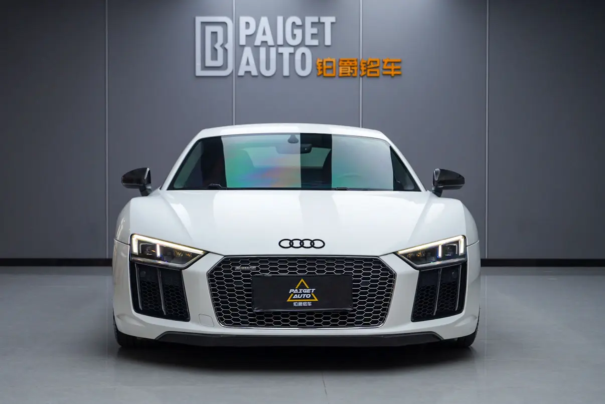 Audi R8  из Китая