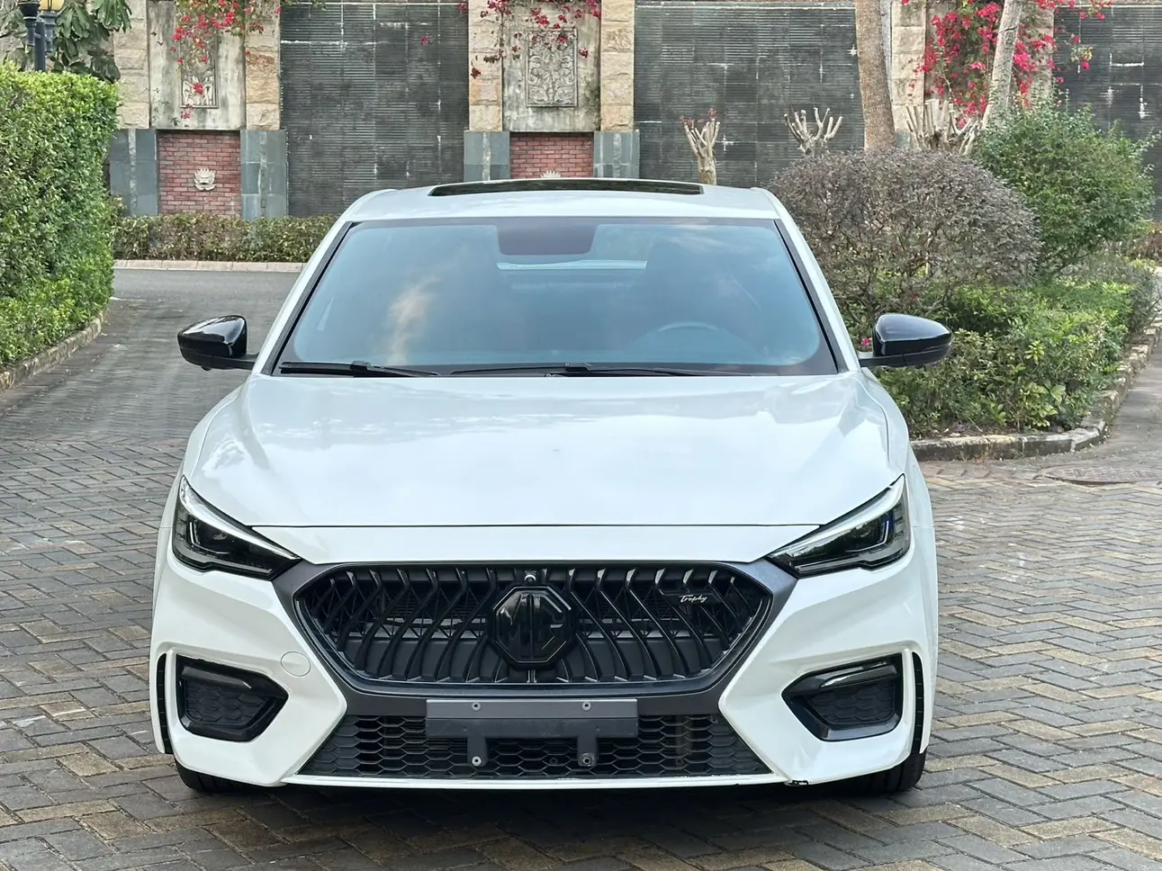 MG 6  из Китая