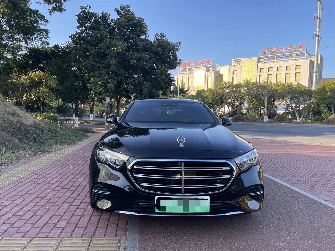 Mercedes-Benz E-Class PHEV  из Китая
