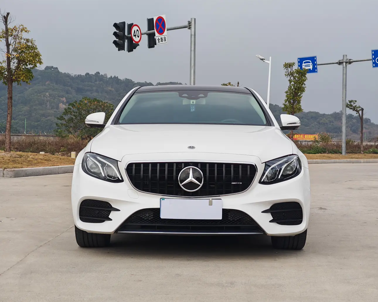 Mercedes-Benz E-Class  из Китая