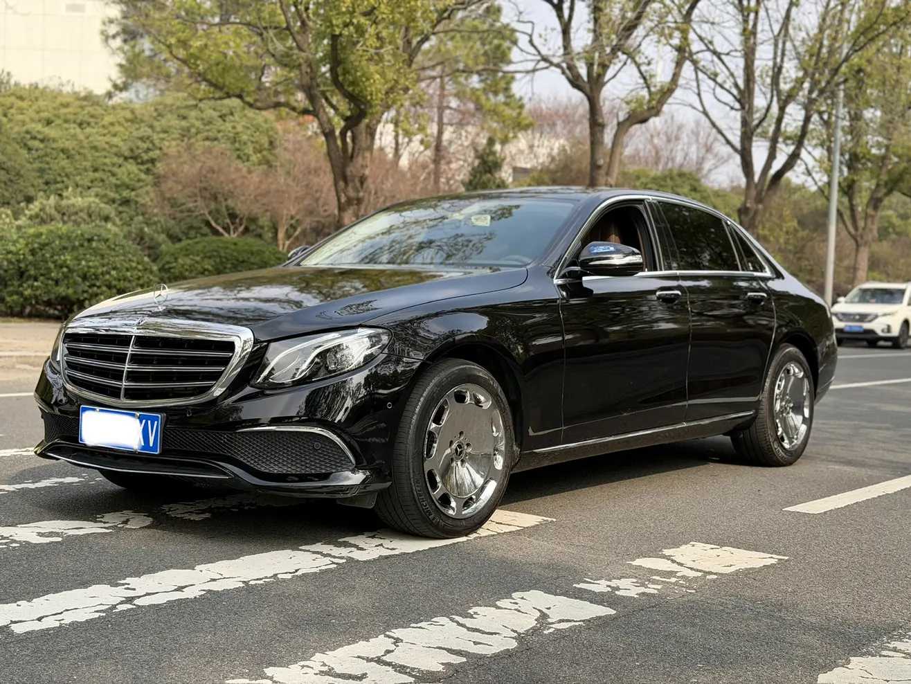 Mercedes-Benz E-Class  из Китая