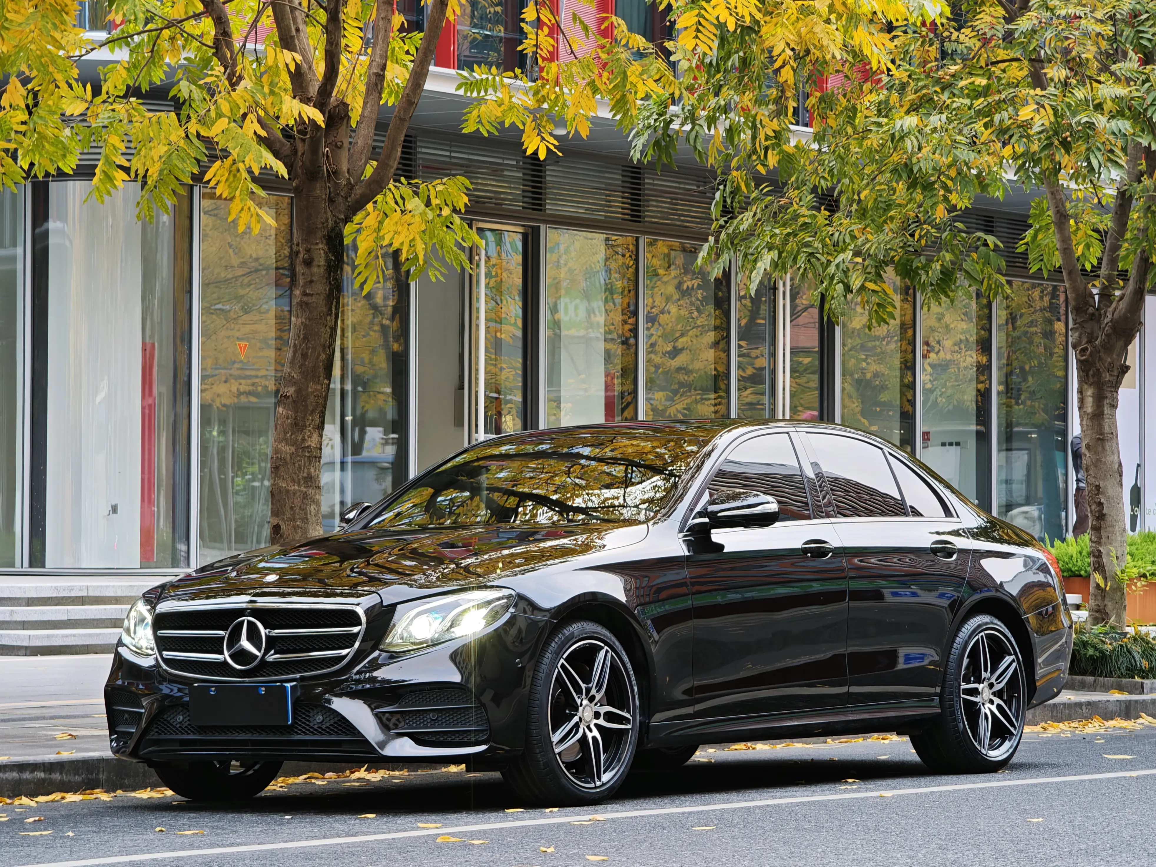 Mercedes-Benz E-Class  из Китая