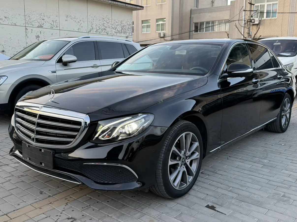Mercedes-Benz E-Class  из Китая