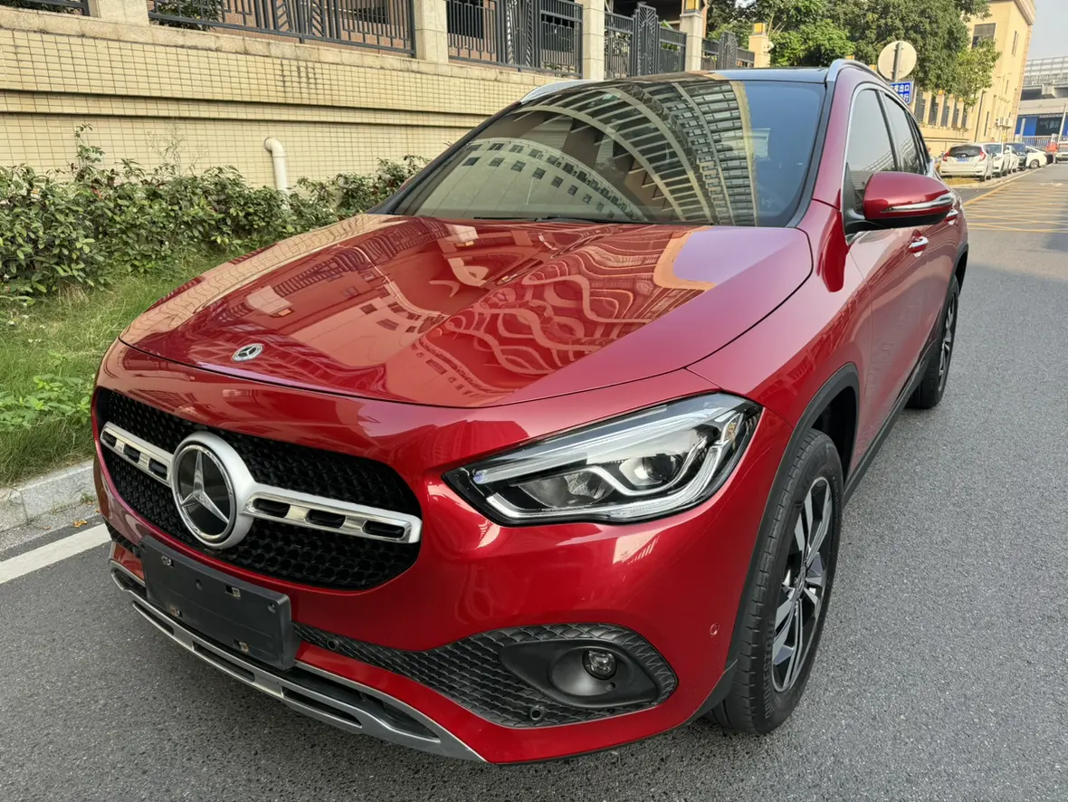 Mercedes-Benz GLA  из Китая