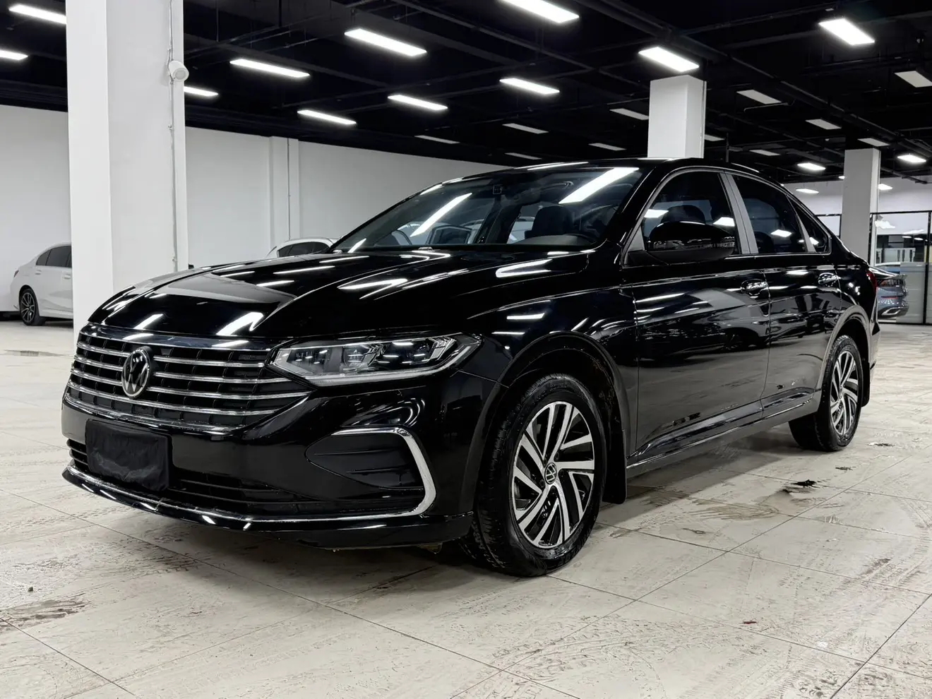 Volkswagen Lavida  из Китая