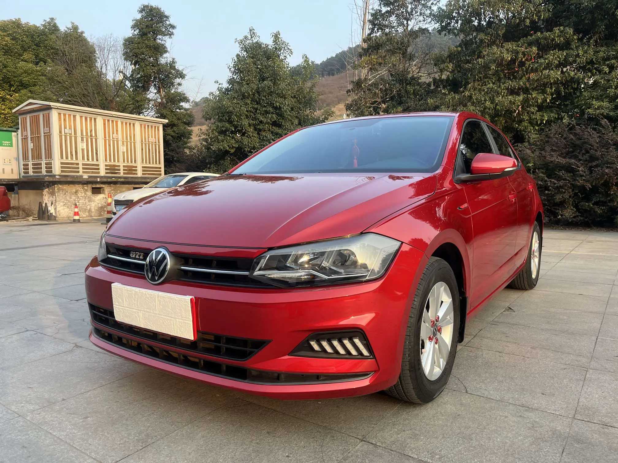 Volkswagen Polo  из Китая