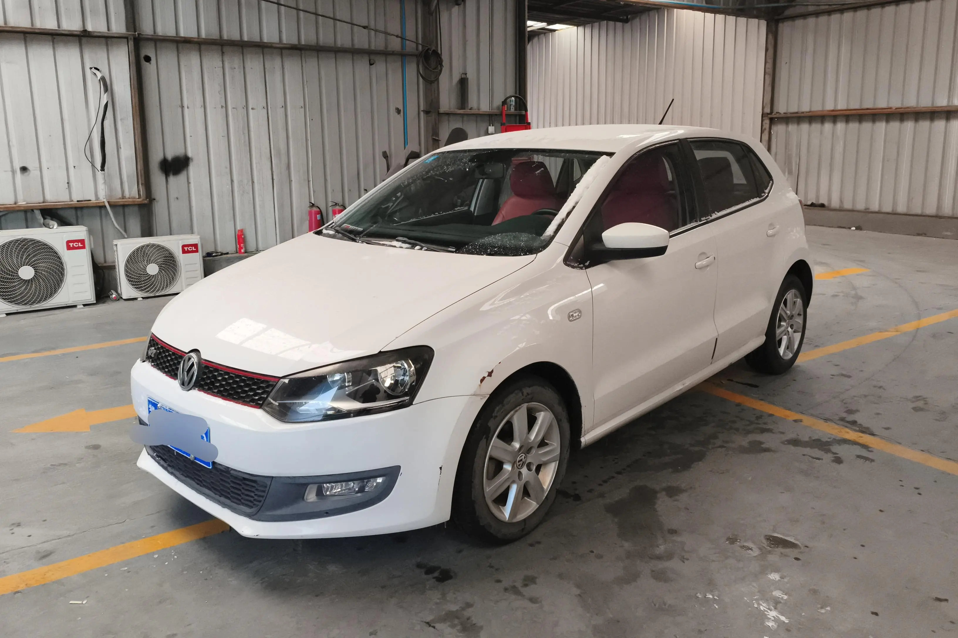 Volkswagen Polo  из Китая