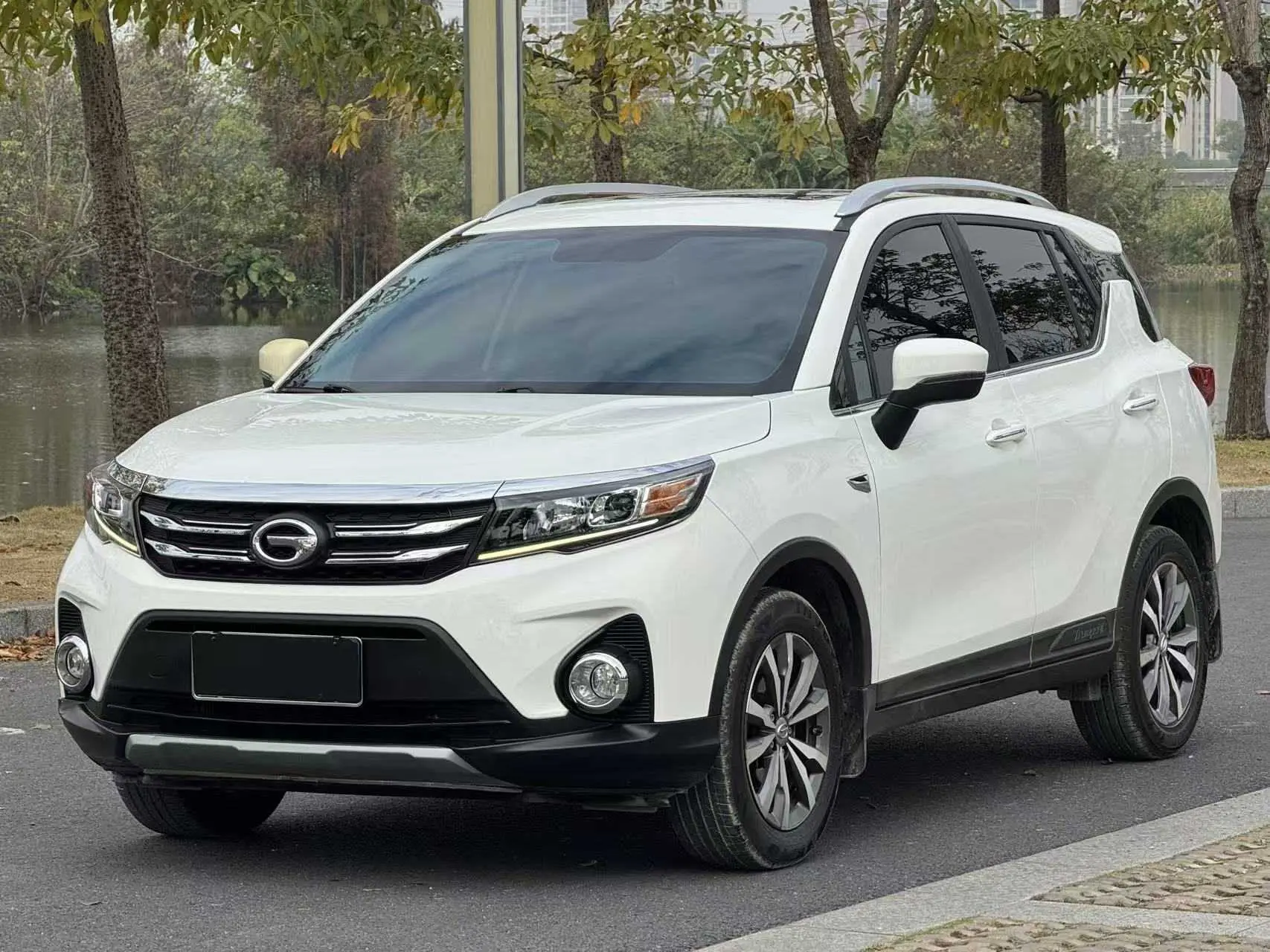 GAC Trumpchi GS3  из Китая