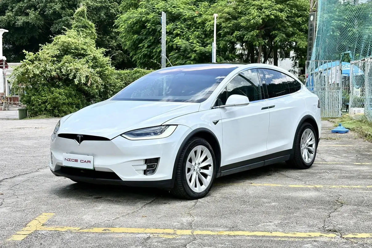 Tesla Model X  из Китая
