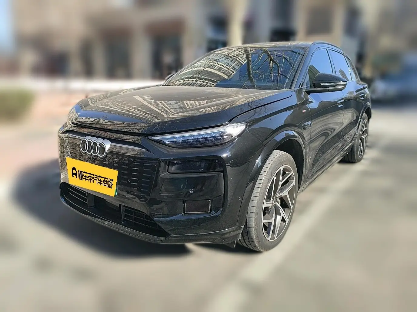 Audi Q6L e-tron  из Китая