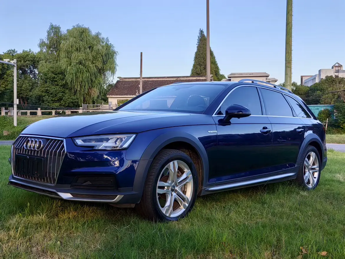 Audi A4  из Китая