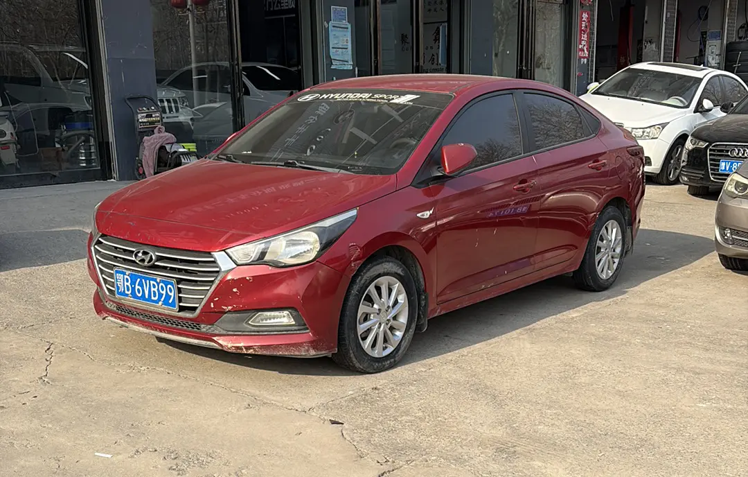 Hyundai Accept