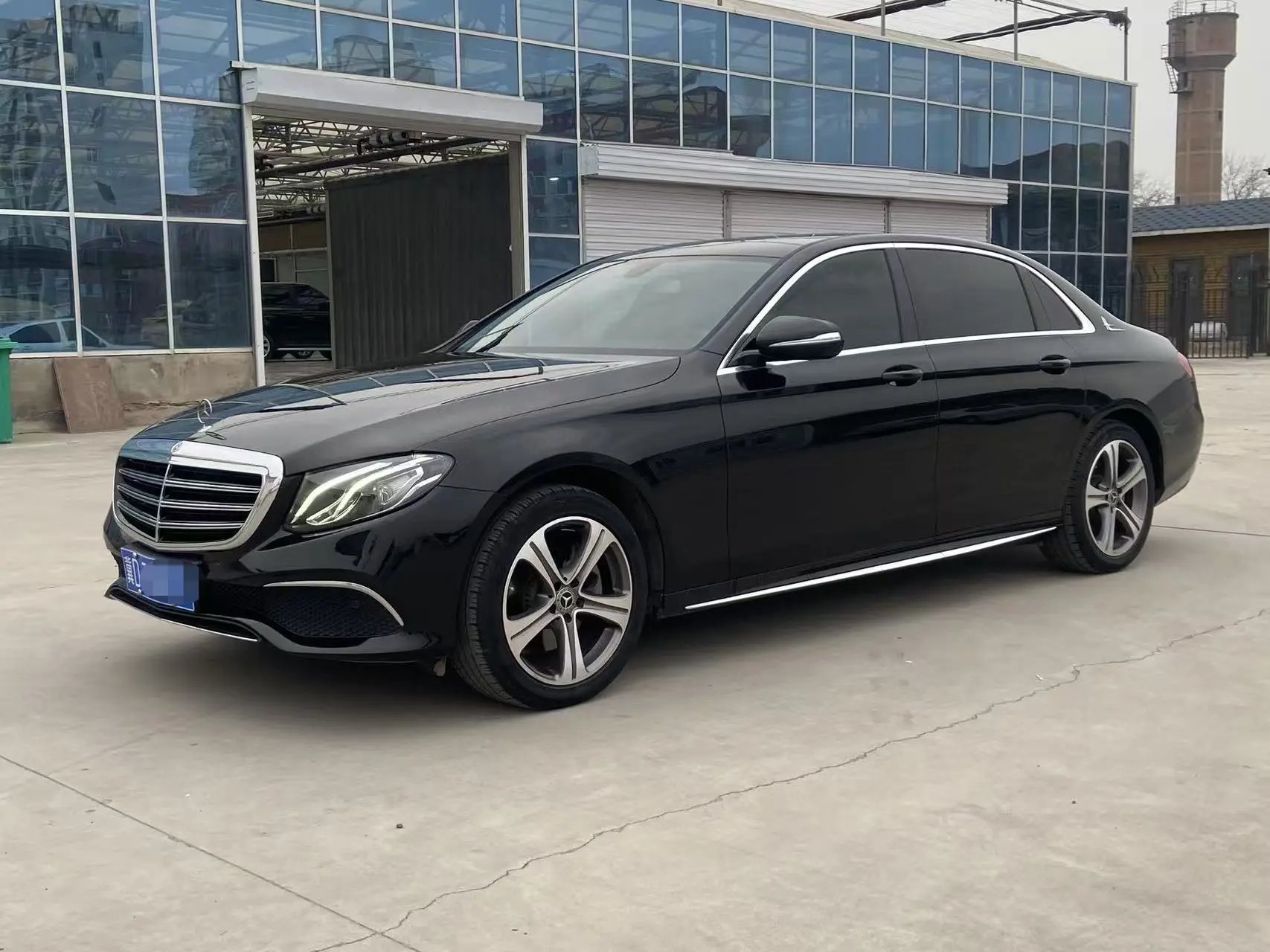 Mercedes-Benz E-Class  из Китая