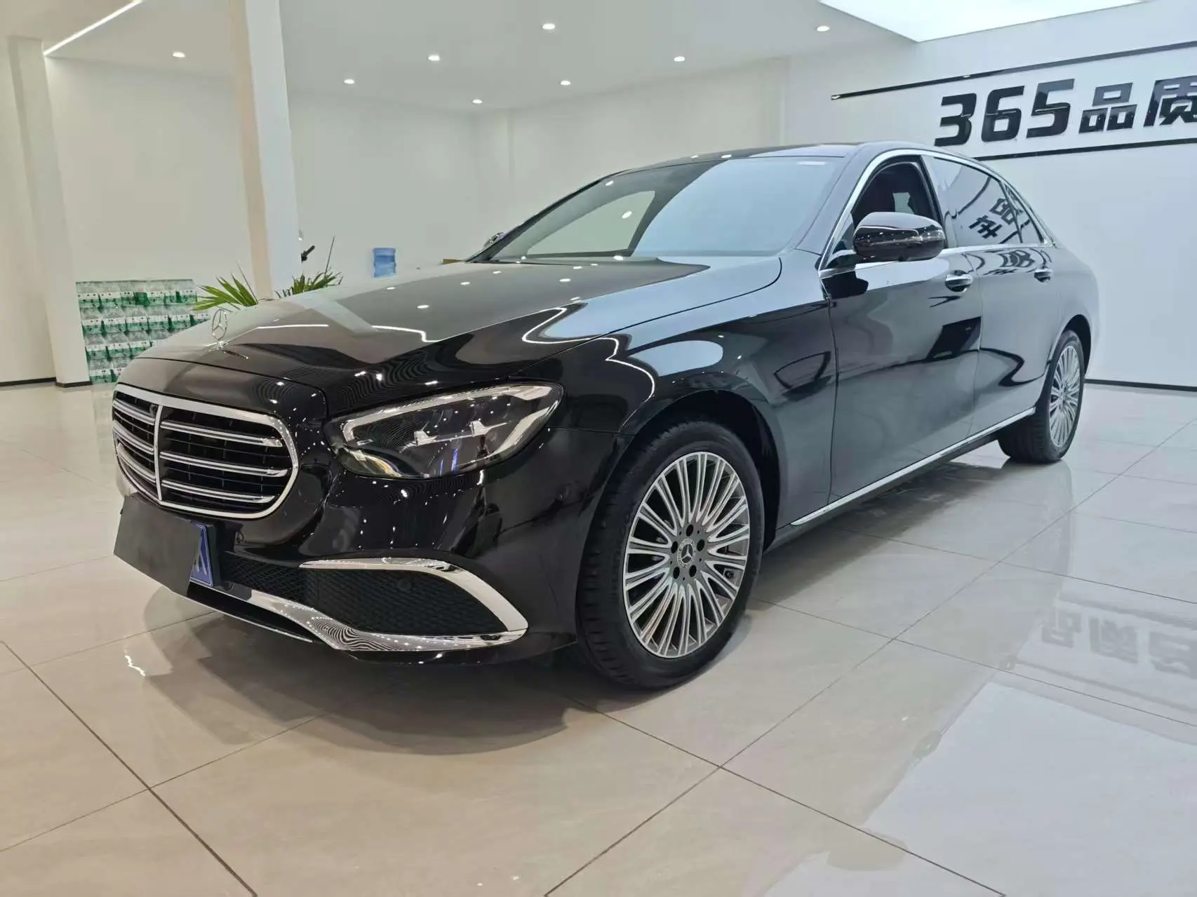 Mercedes-Benz E-Class  из Китая