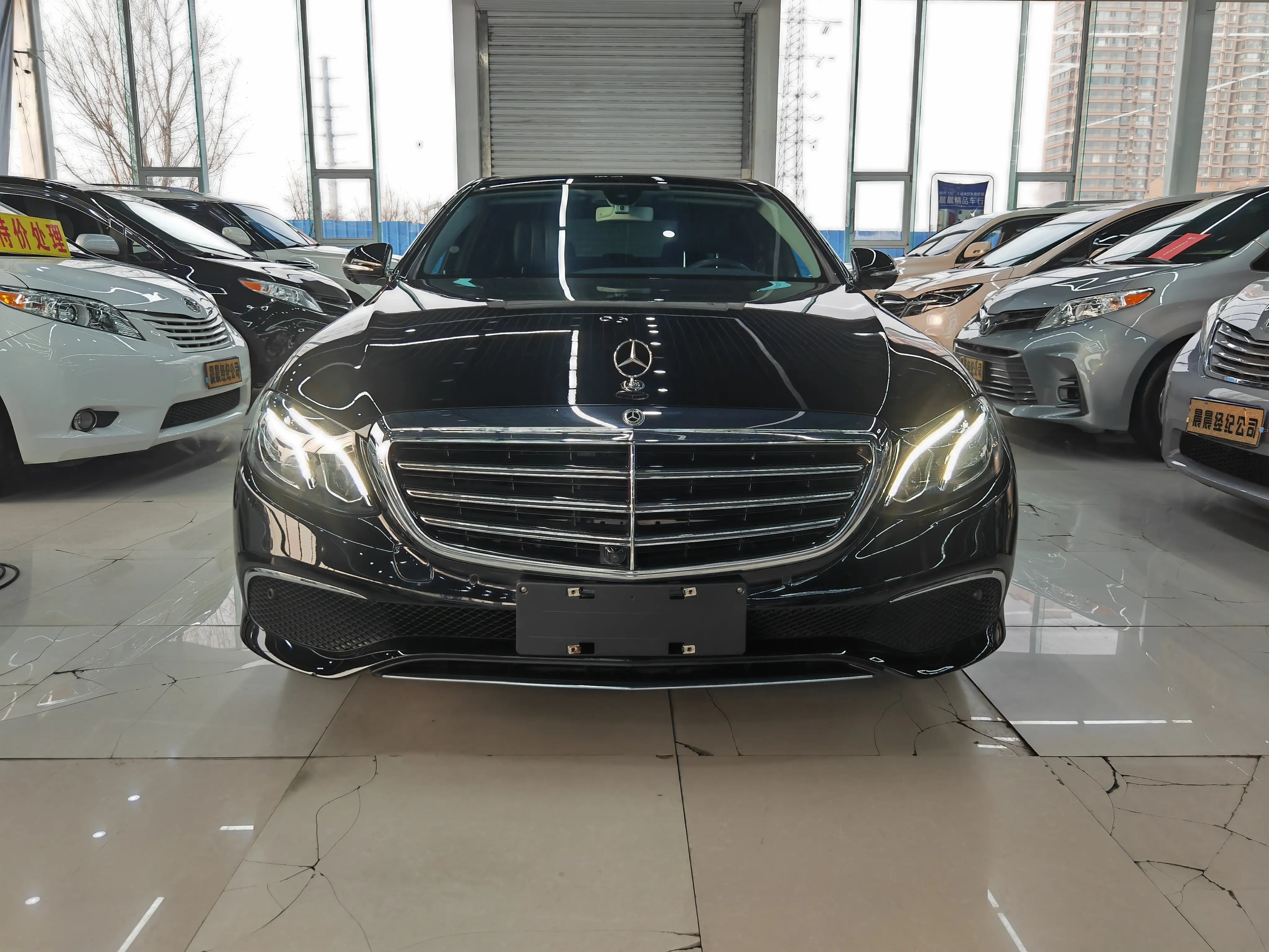 Mercedes-Benz E-Class  из Китая
