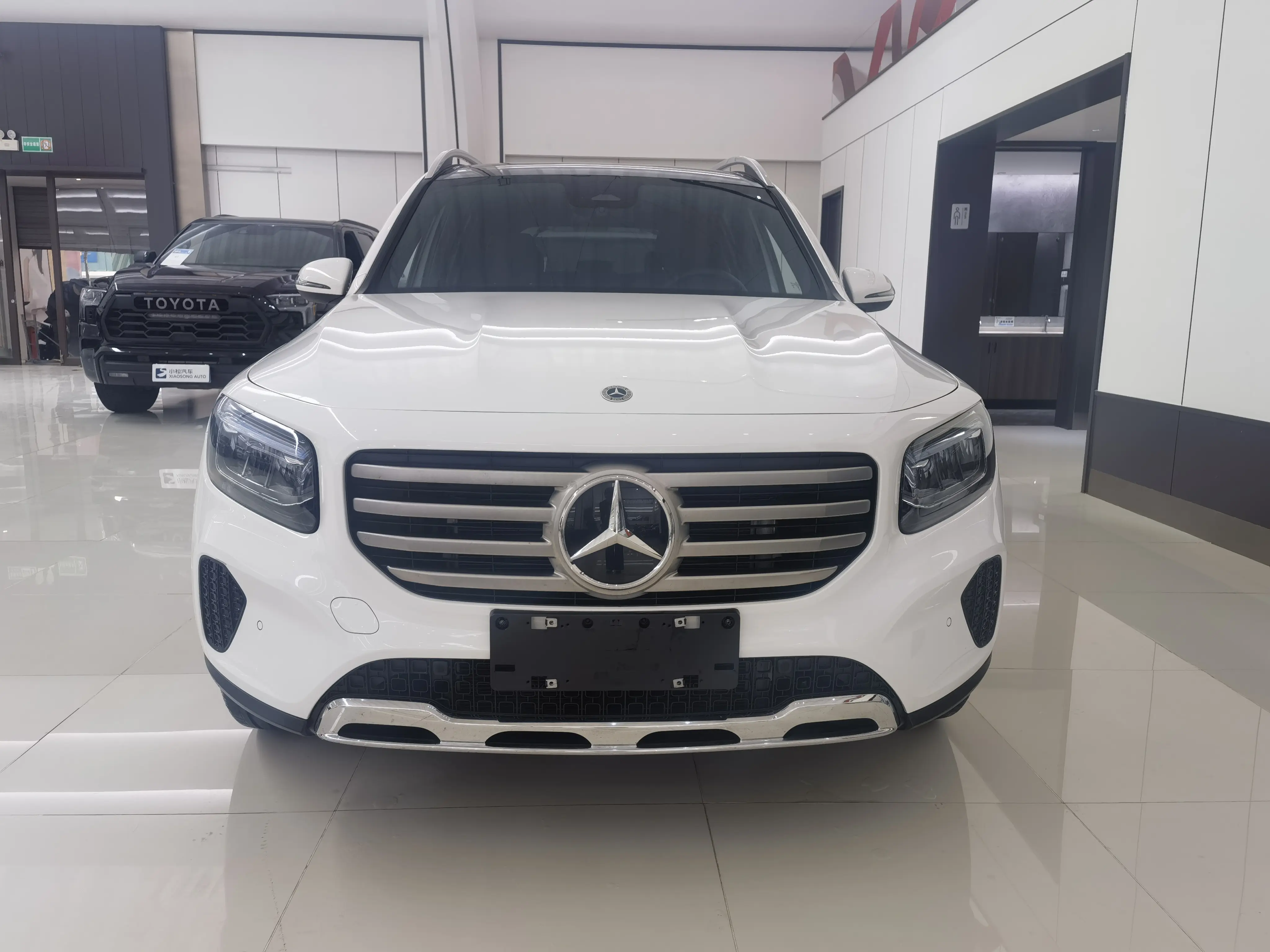 Mercedes-Benz GLB  из Китая