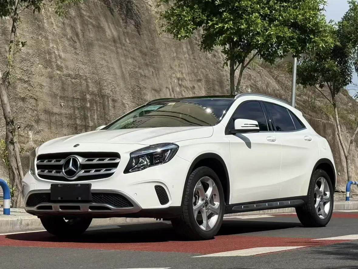 Mercedes-Benz GLA  из Китая