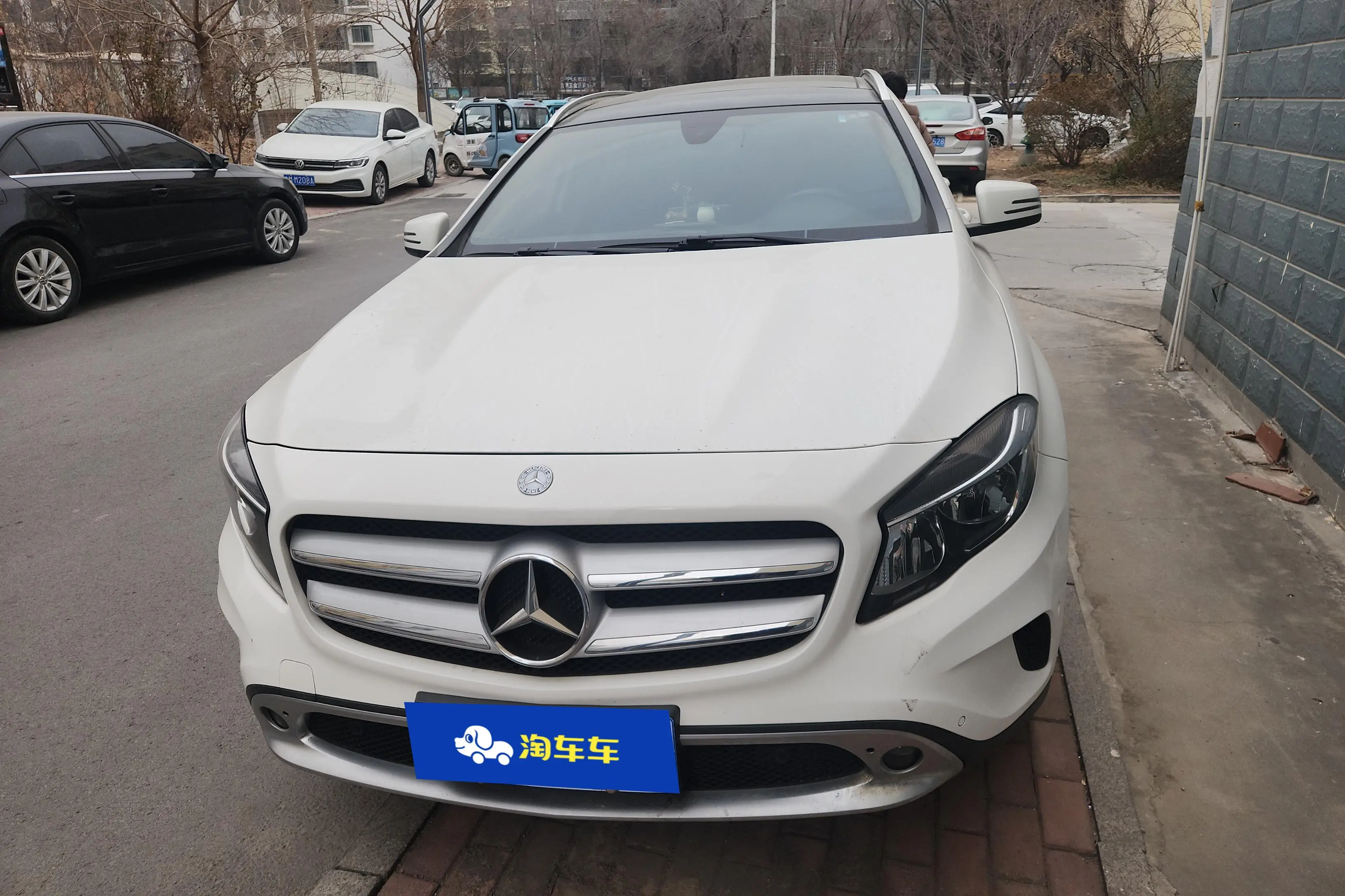 Mercedes-Benz GLA  из Китая