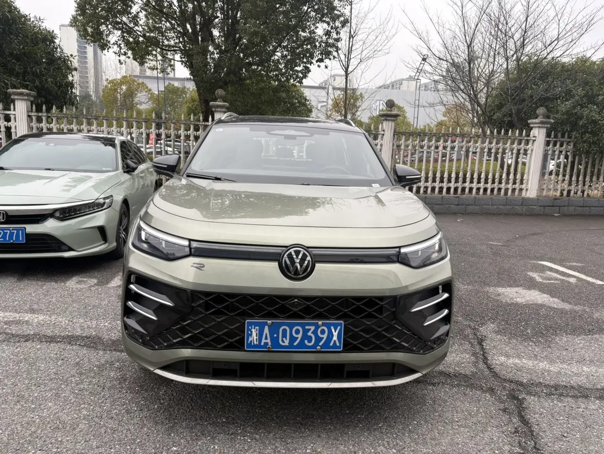 Volkswagen Tayron  из Китая