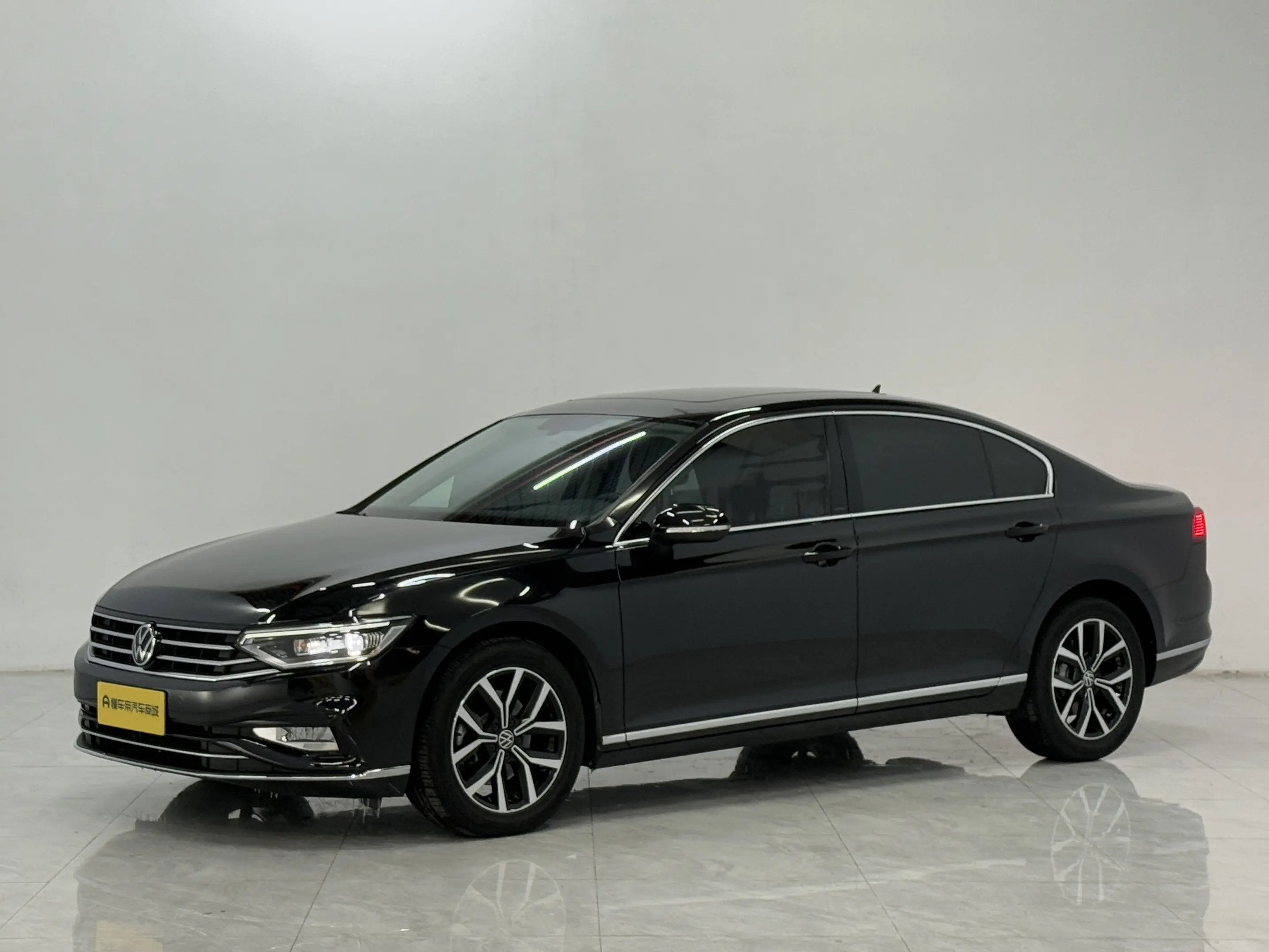 Volkswagen Magotan  из Китая