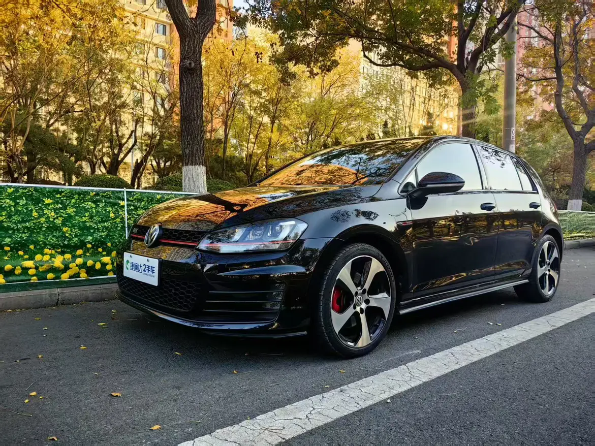 Volkswagen Golf GTI  из Китая