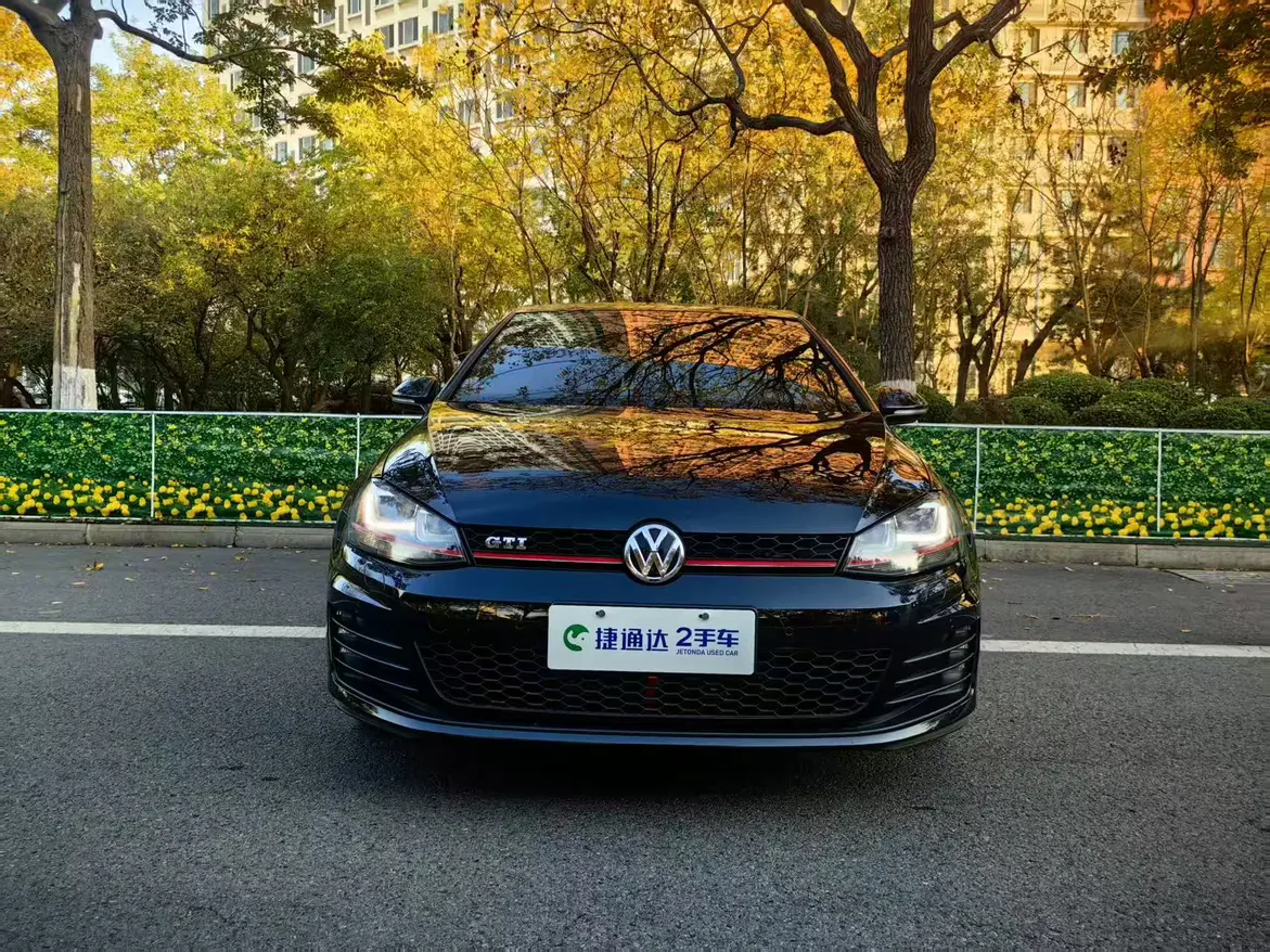 Volkswagen Golf GTI  из Китая