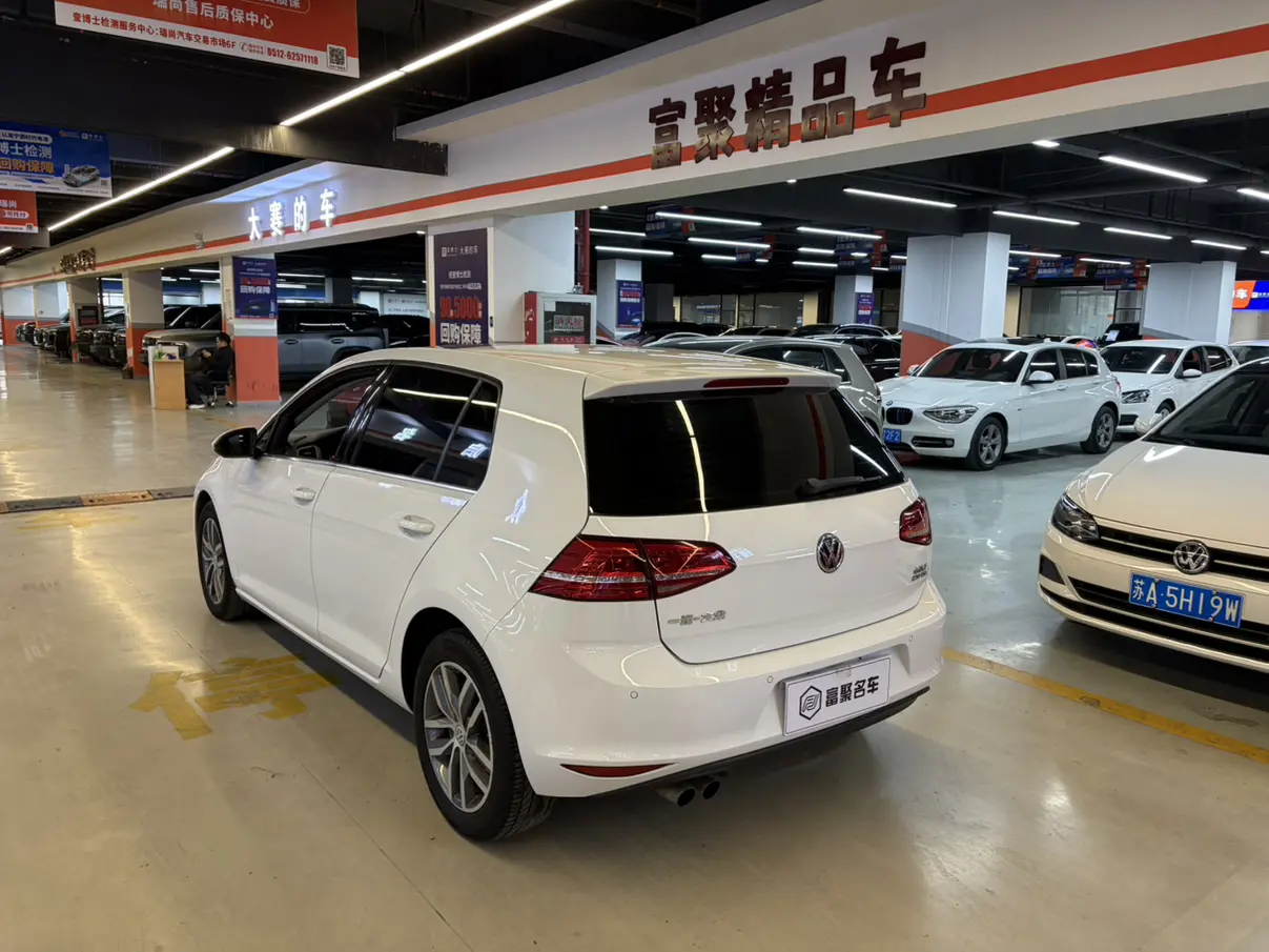 Volkswagen Golf  из Китая