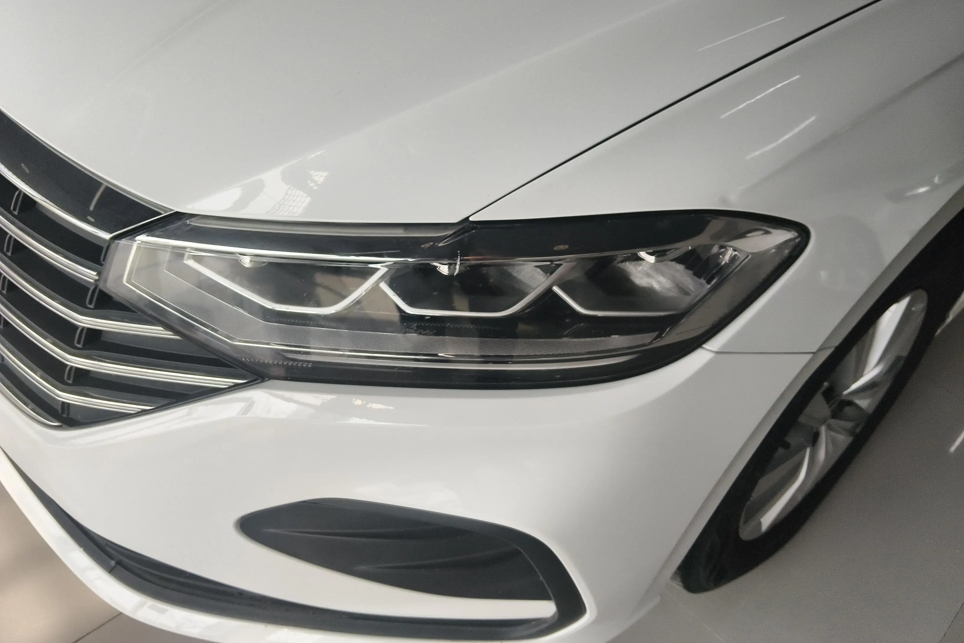 Volkswagen Lavida  из Китая