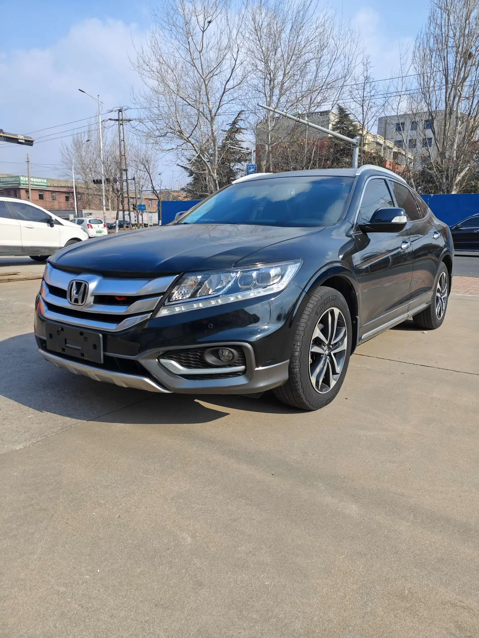 Honda Songs and poems  из Китая