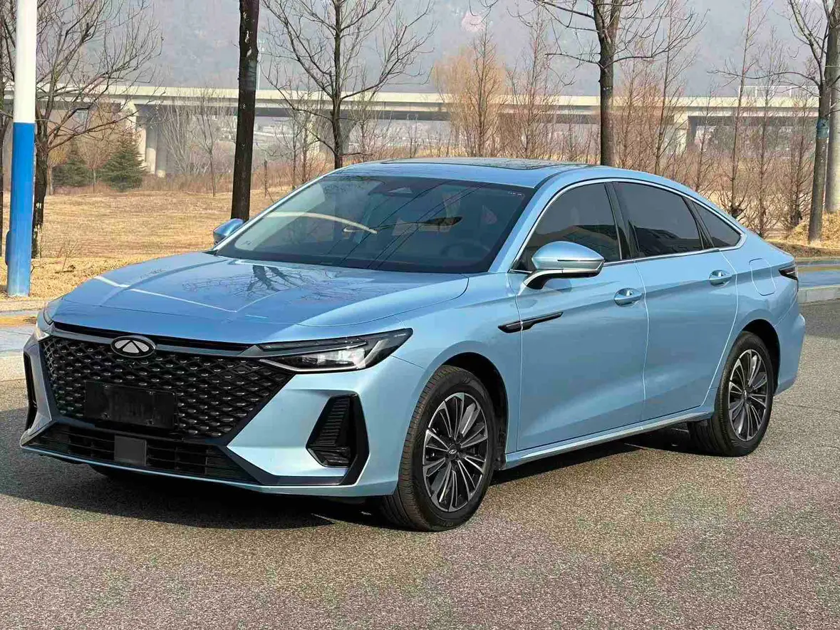 Chery Fengyun A8  из Китая