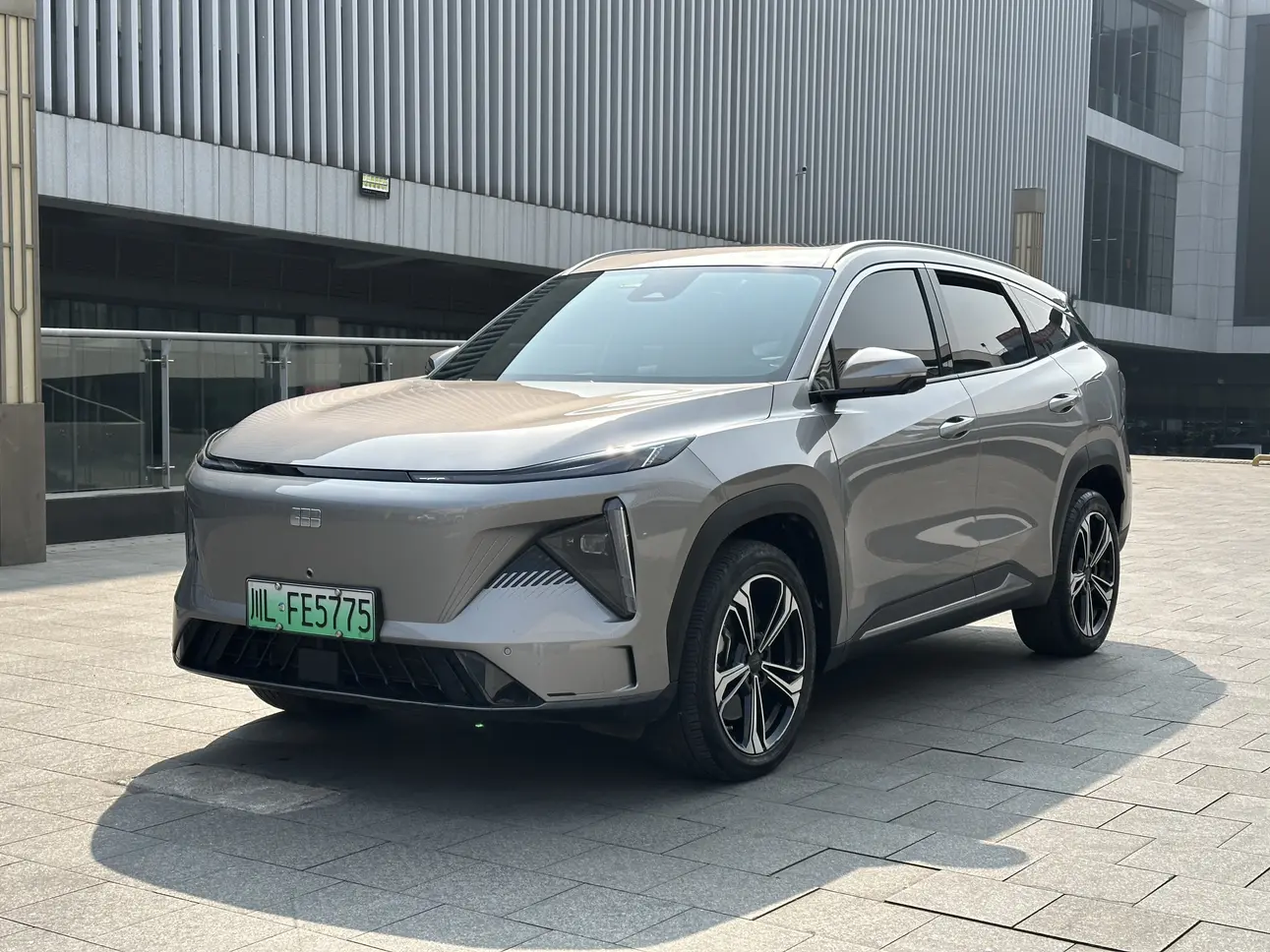 Geely Galaxy L7  из Китая