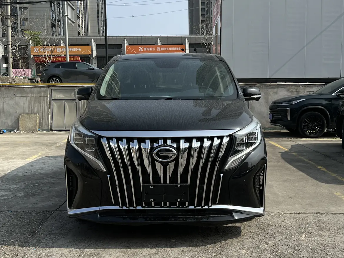 GAC Trumpchi M8  из Китая