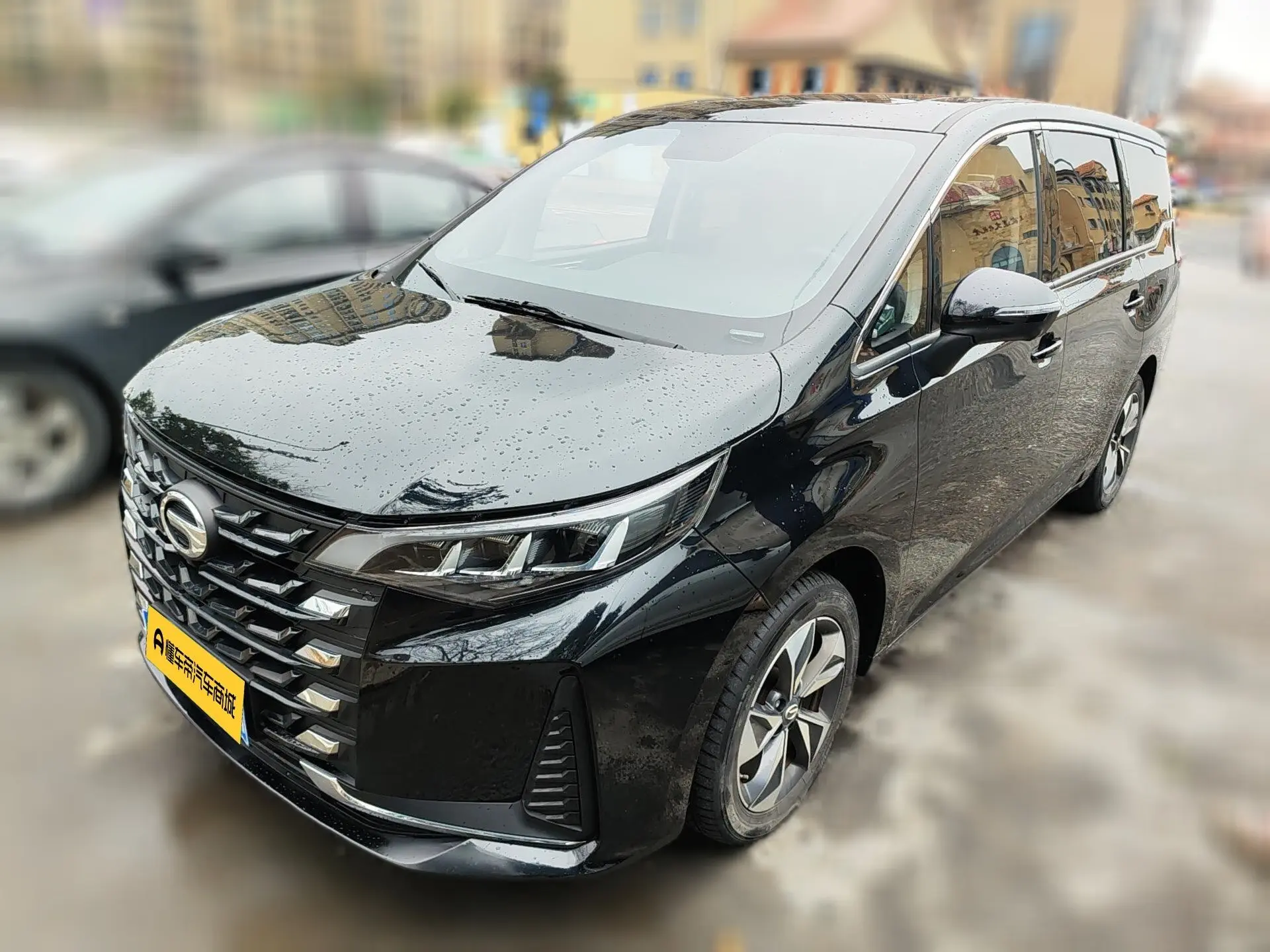 GAC Trumpchi M6  из Китая