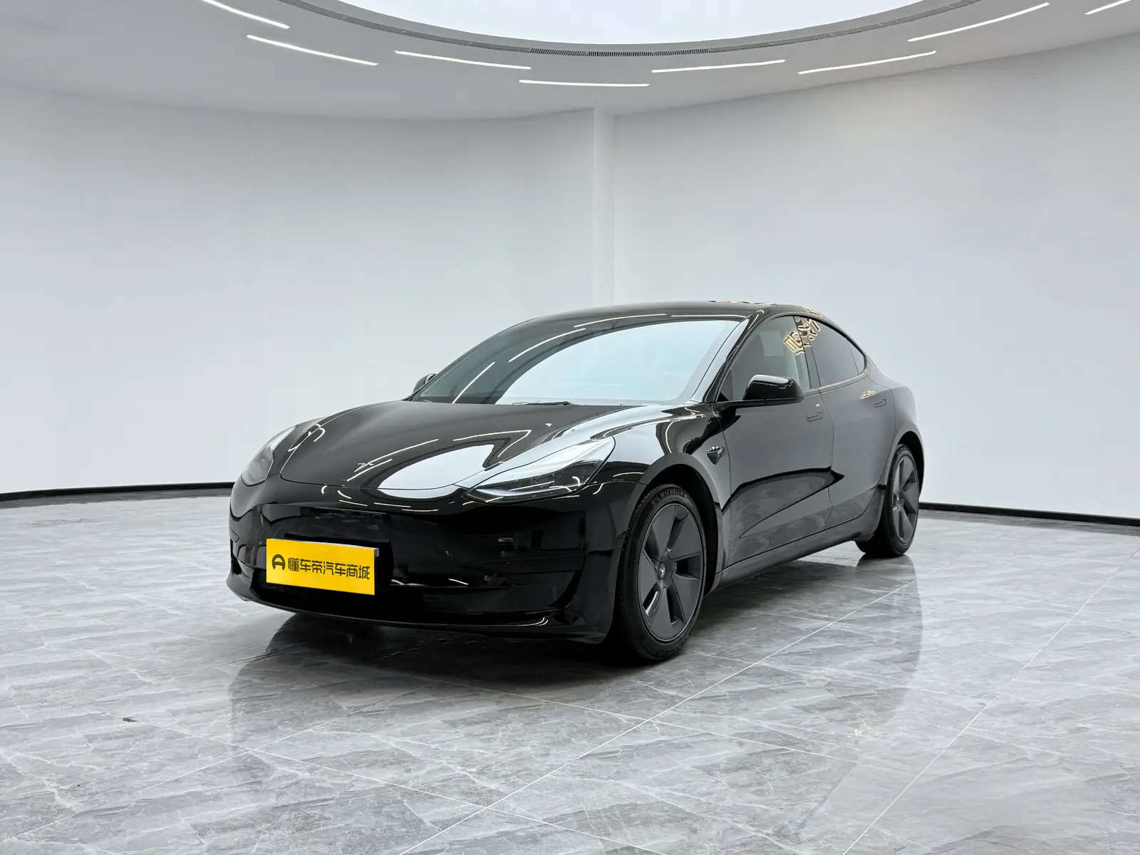 Tesla Model 3  из Китая