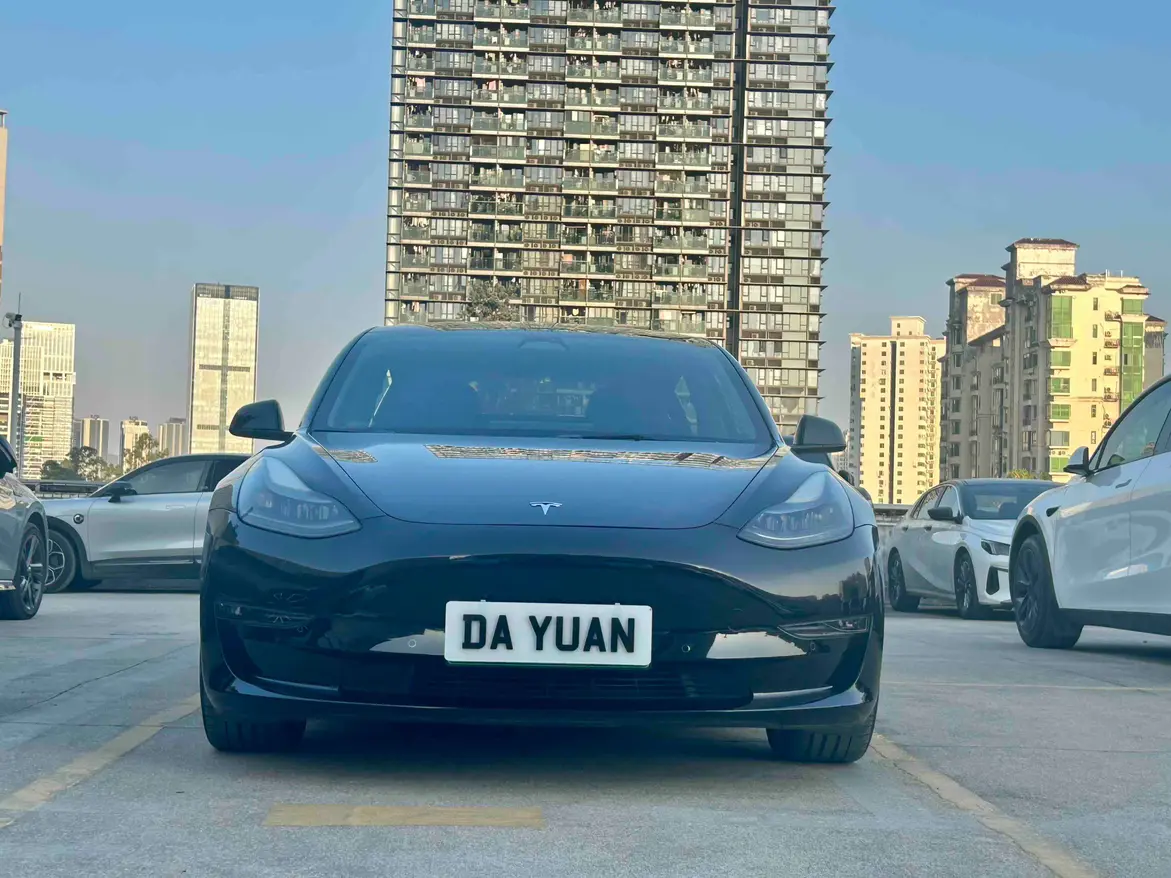 Tesla Model 3  из Китая